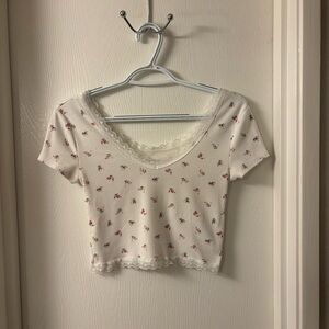 Aéropostale Floral Lace-Trimmed Women's Crop Top